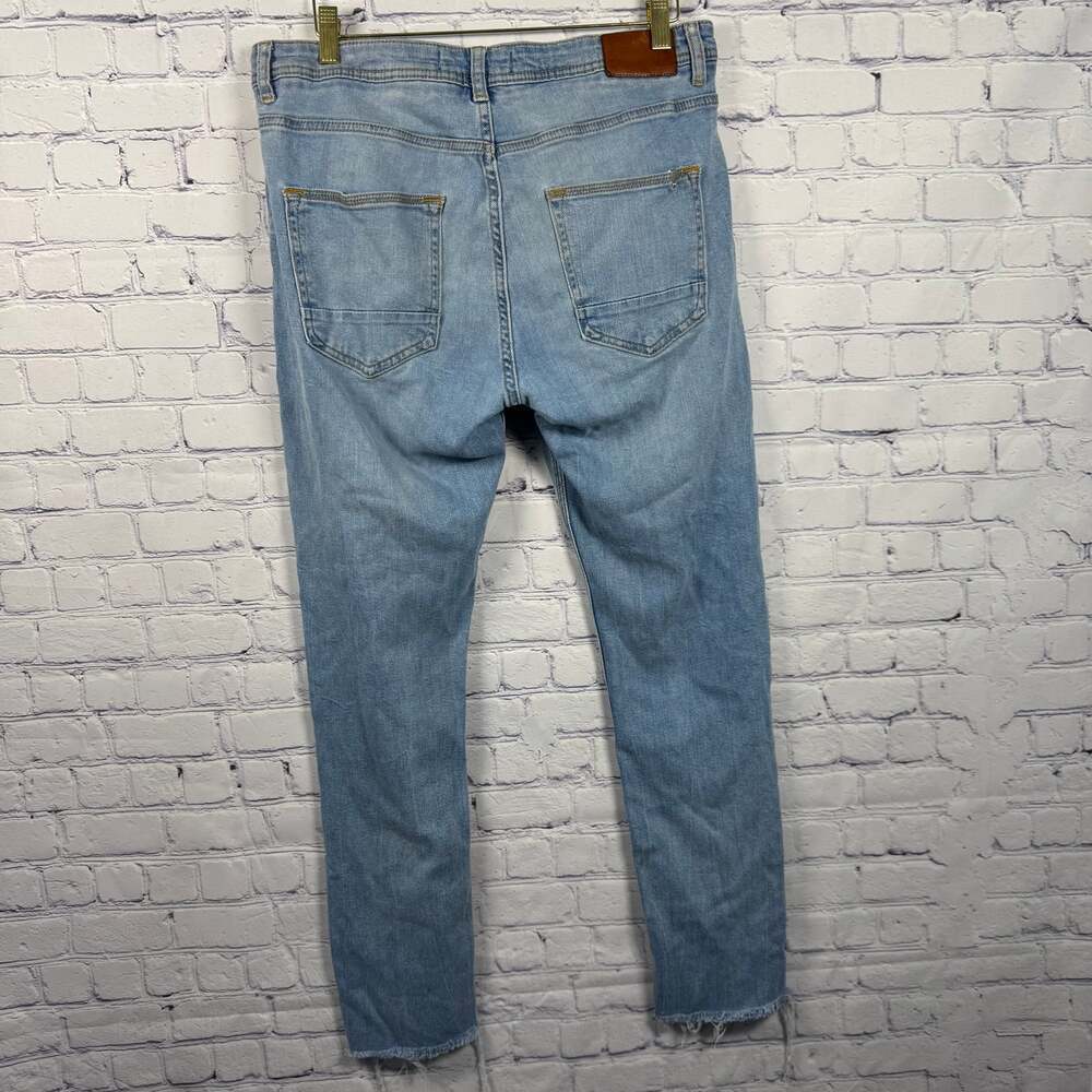 Zara Straight Leg Frayed Hem Jeans Size 34 - Picture 3 of 6